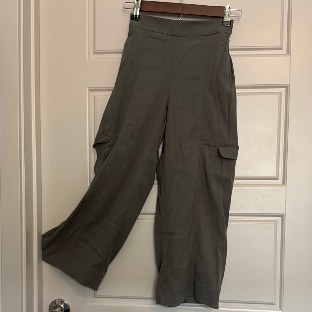 Women's Olive Green Wide-Leg Pants